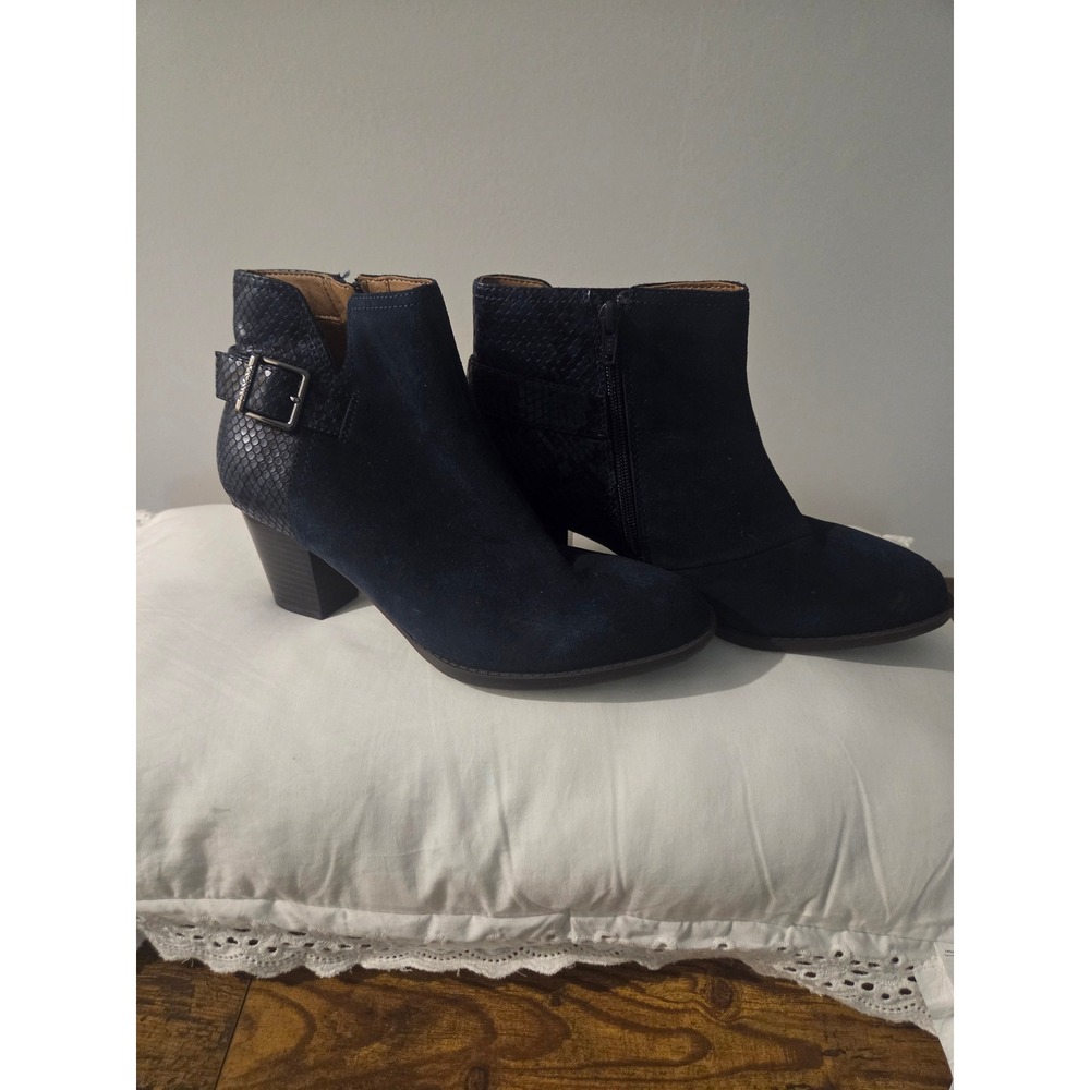 Vionic Naomi Snake Navy Blue Suede Ankle Boots Wide 8.5 TVW5813 Block Heel